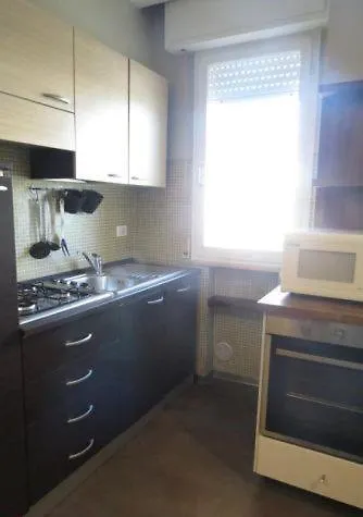 דירות צ'סנטיקו B50 Bilocale Vista Mare Con Terrazzo Abitabile 0*,